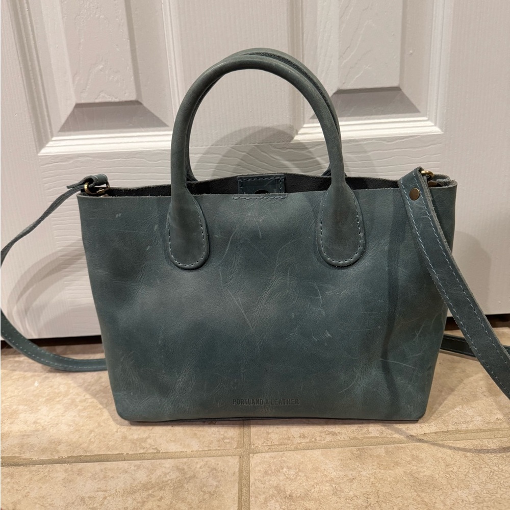 Chic Aqua Crossbody Bag-Rainstorm Crossbody in Aqua PLG